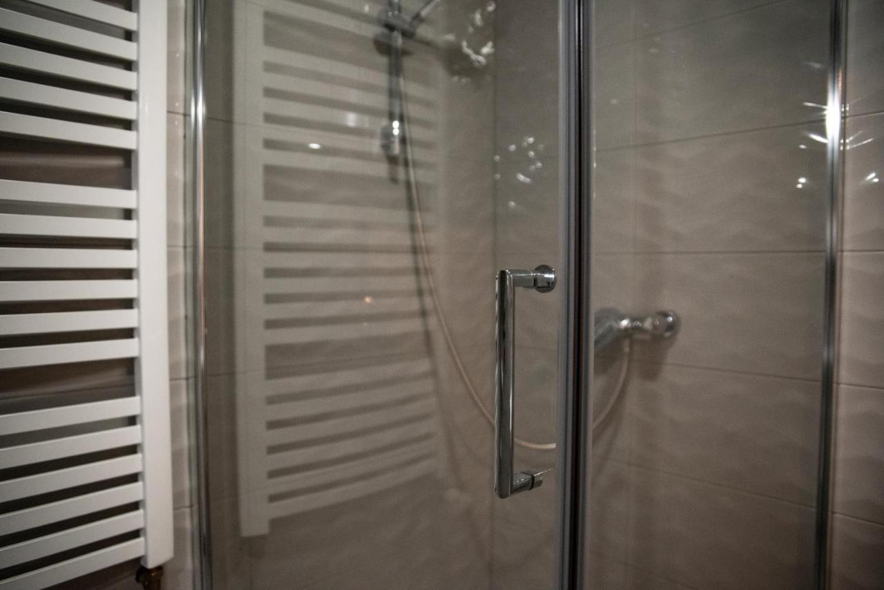Apartament Jana Pawla Nowy Sącz エクステリア 写真